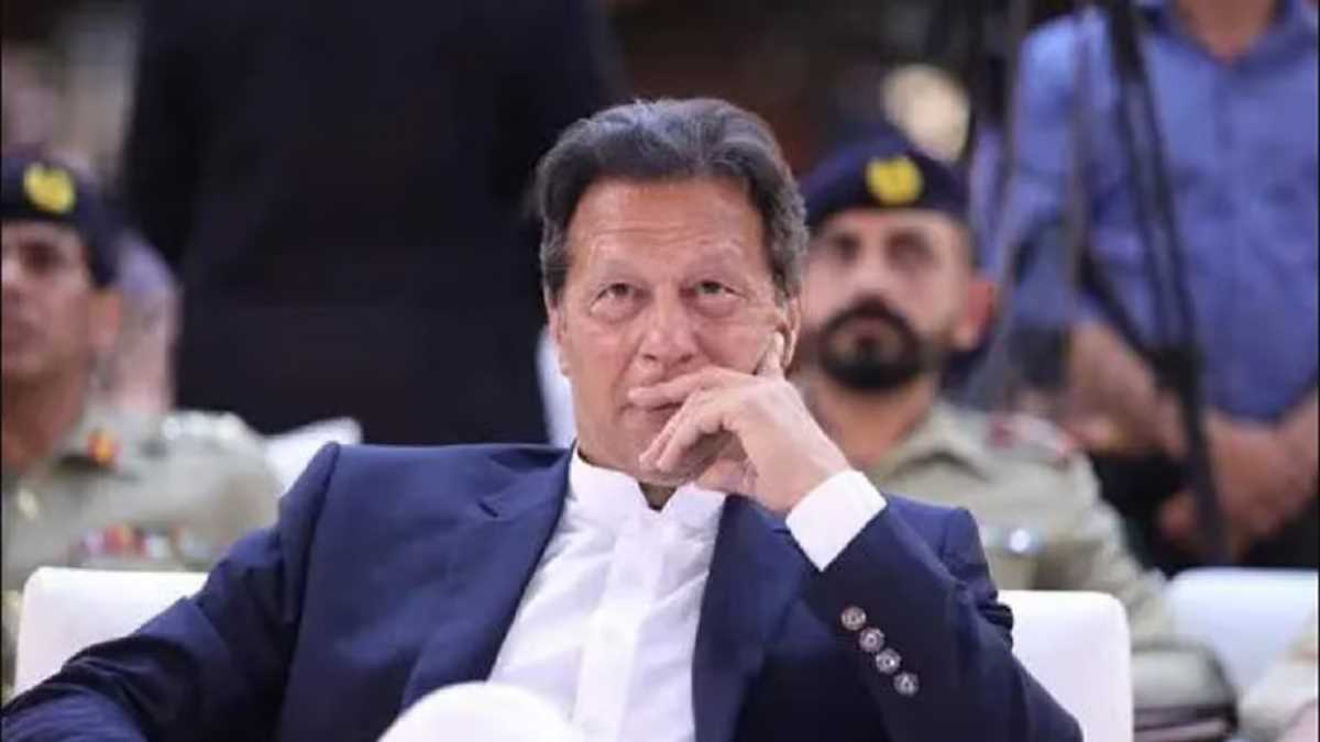 इमरान खान समर्थित निर्दलीय उम्मीदवारों की सफलता पाक सेना के लिए तगड़ा झटका